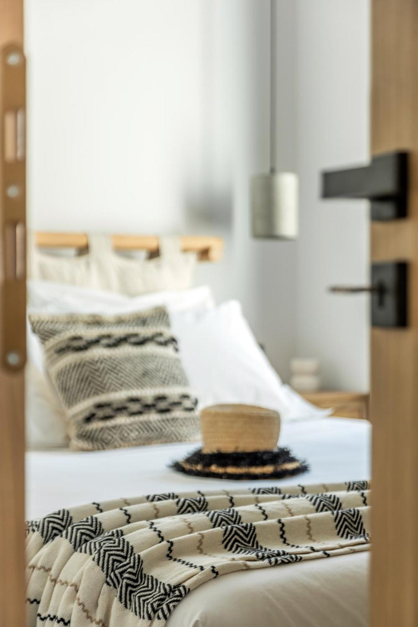 Nikole Cottage House By The Sea Kokkini Hani Екстериор снимка